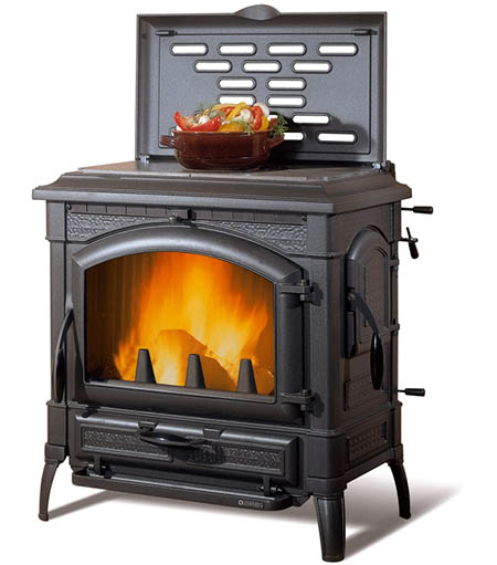 Celolitinová krbová kamna NORDICA Isotta con cerchi Evo černá